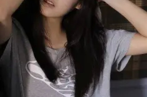 谢贤登顶微博热搜！无数影迷留言寄托哀思
