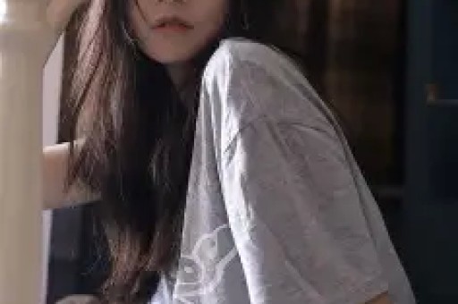 小慧君在小红书复出账号涨粉254万还教人如何做网红上热搜